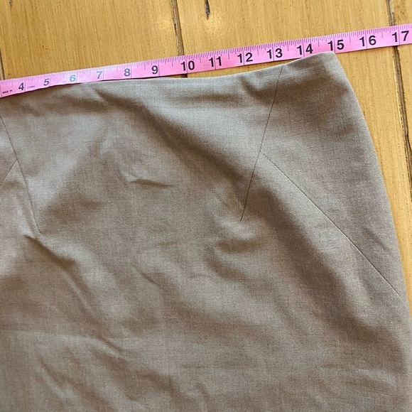 Halogen Women’s Pencil Skirt Short Lined Tan Size 4 Work Professional Classic - Picture 6 of 14